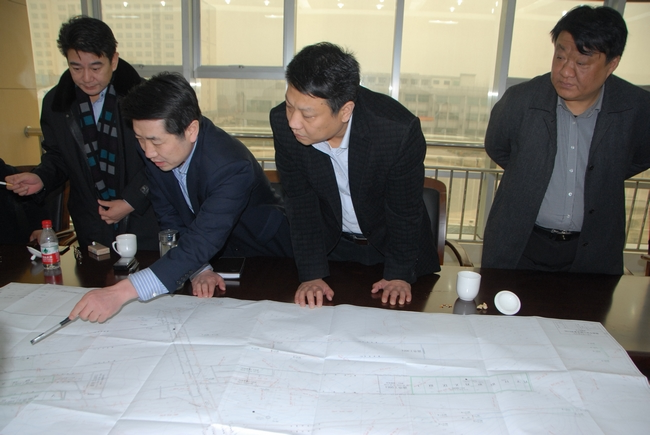 济矿集团总经理张广宇来霄云煤矿节后慰问（张大壮）