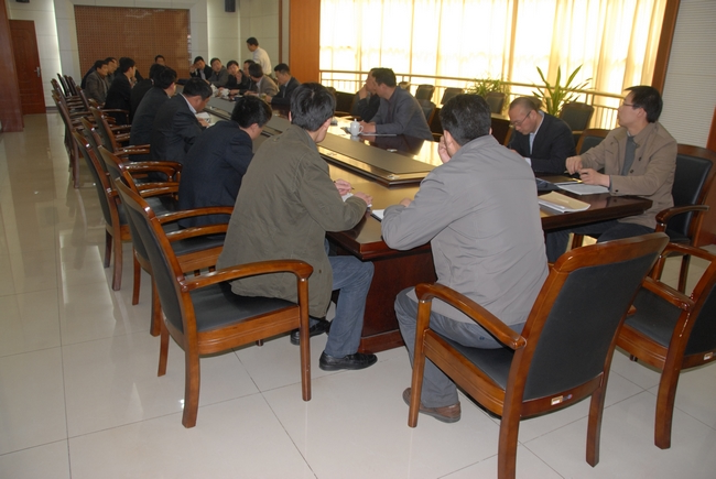 集团公司机电、调度检查组到霄云煤矿检查指导工作