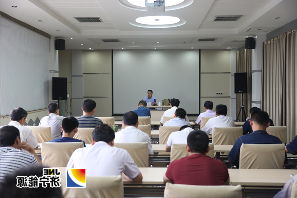 李明富到阳城煤电基层党支部上党课