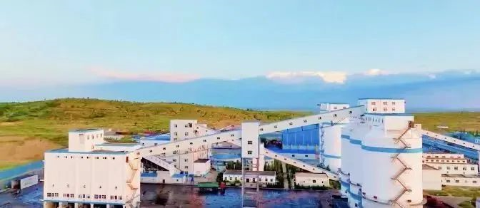 1699166688397957.jpg 640.jpg