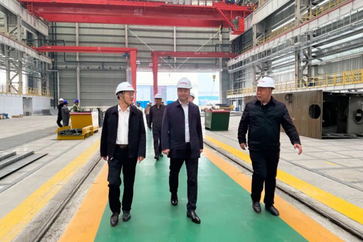 湖北省江陵县领导到访济宁能源