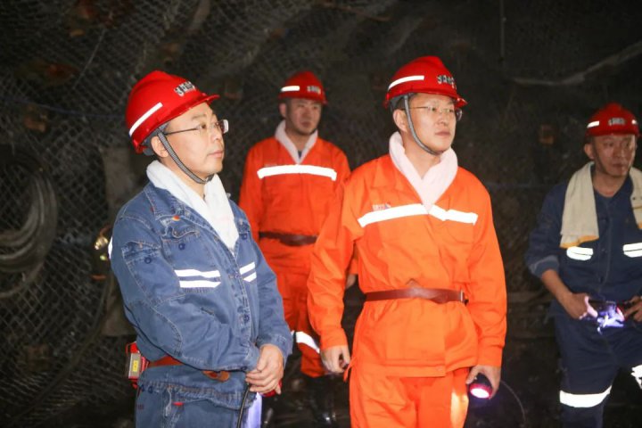 王崇景“四不两直”到阳城煤电检查指导