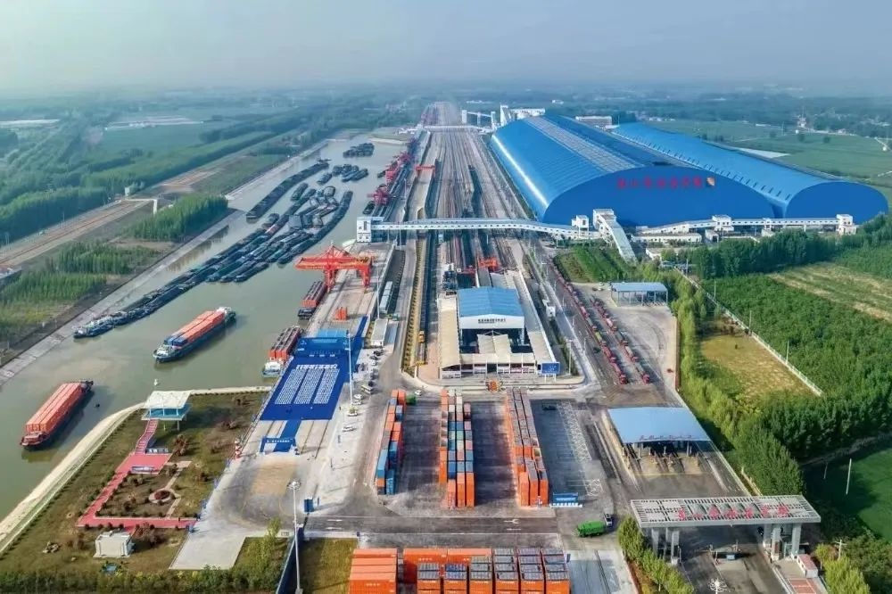 1708920687542587.jpg 640009.jpg