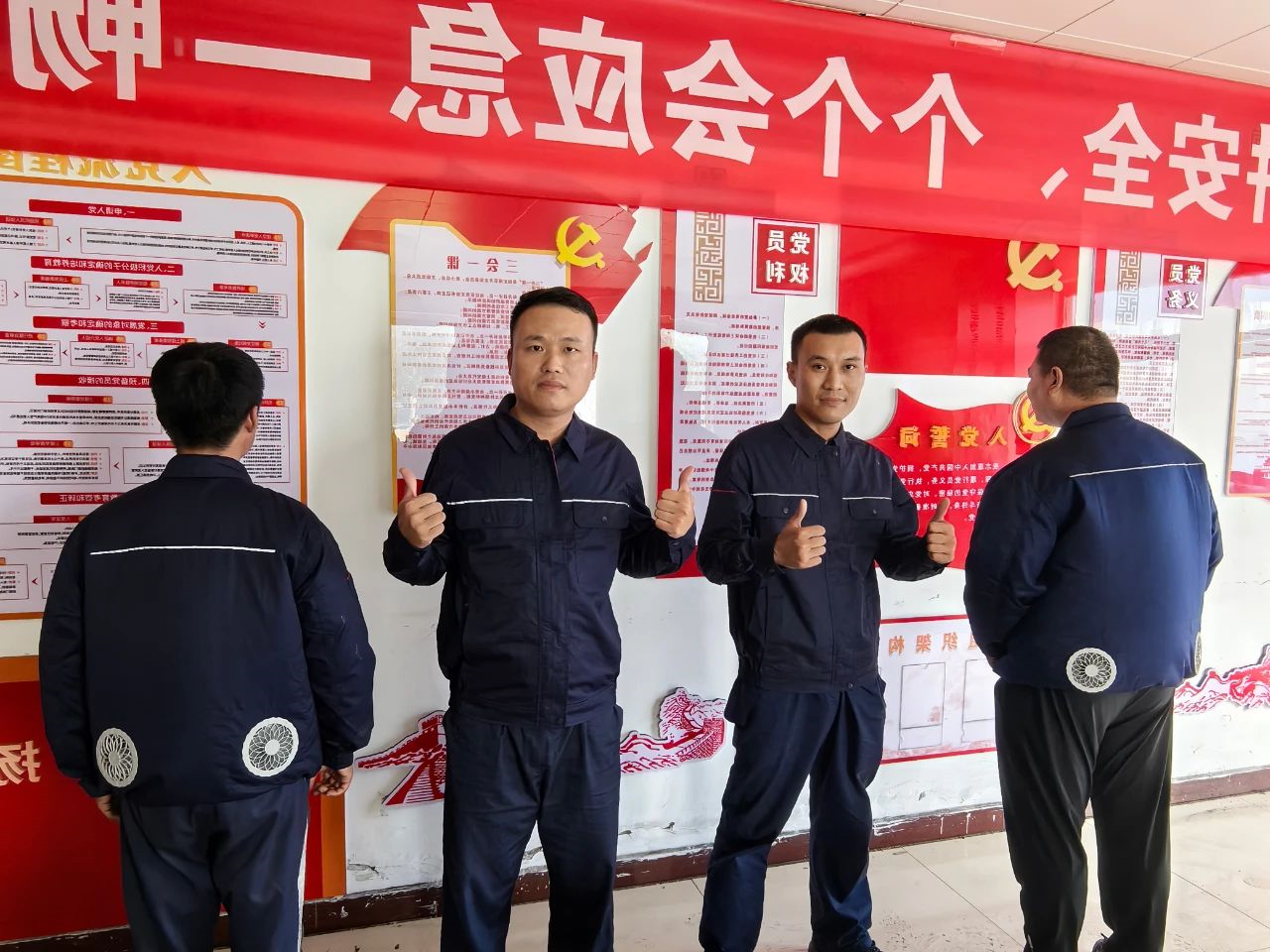 1723597094138691.jpg 1723597086501.jpg