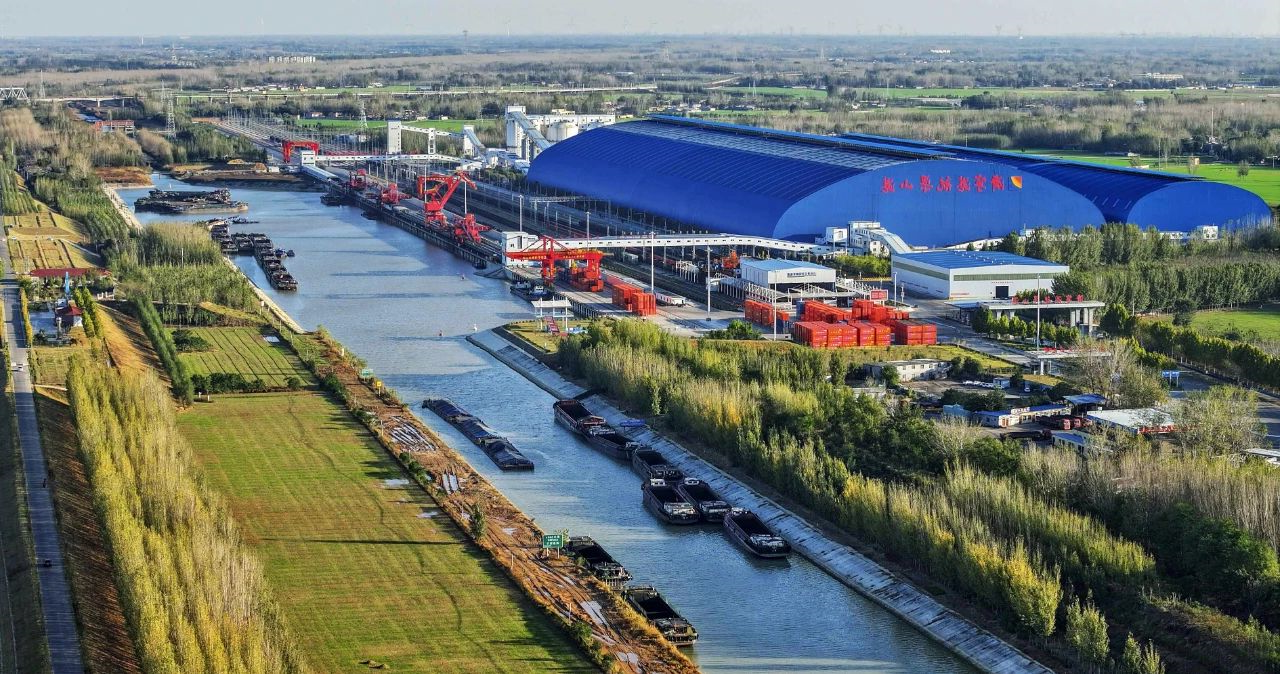 1725689766299888.jpg 9e5c20bf9ac938d84b3f14d5932083c5.jpg