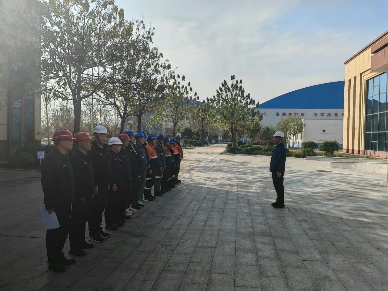 1733811680121332.jpg 212338c183a687fb63caeee96882d536.jpg