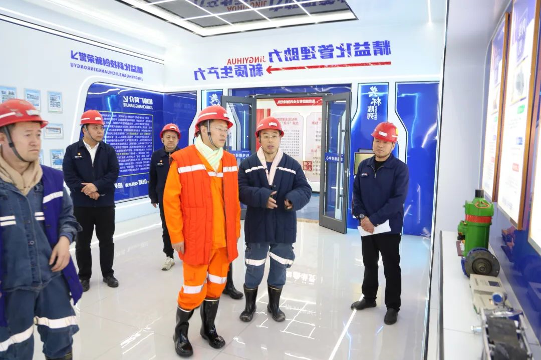 1744010634125889.jpg 640 (1).jpg