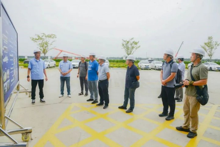 济宁市摄协与山东新能船业党支部开展联建活动