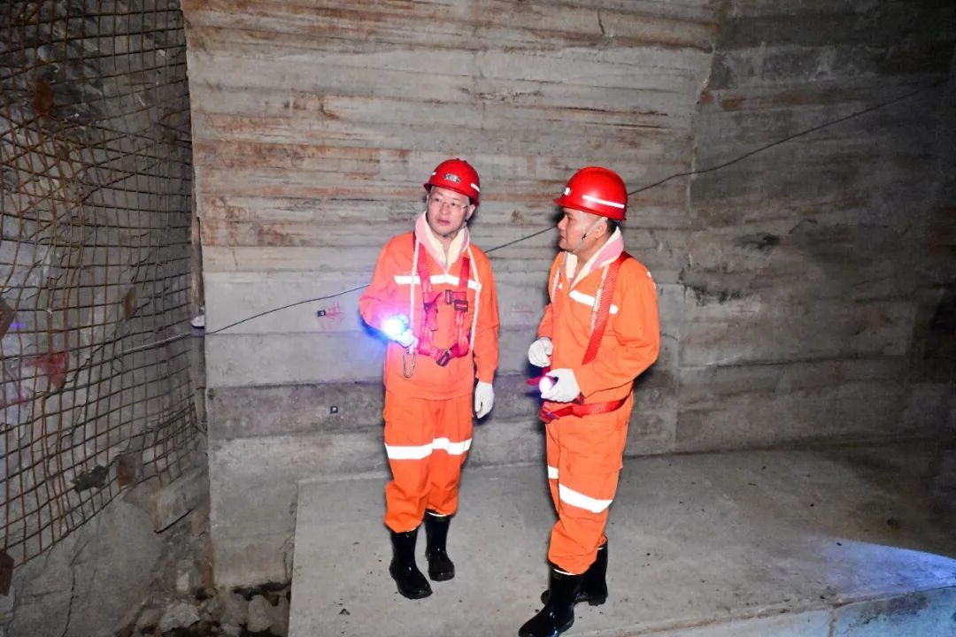 1759888034594010.jpg 003.jpg