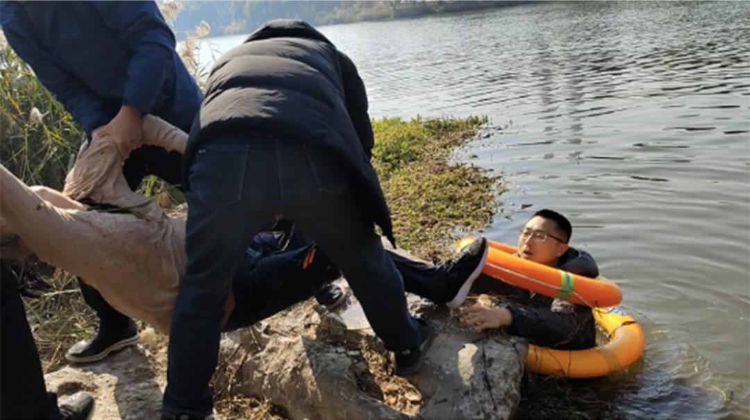 1763959661862615.jpg 01.jpg